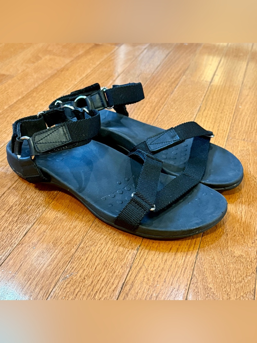 Vionic Women’s 9 Rest Candace Strappy Sandals Orthotic Comfort Gorpcore Outdoors